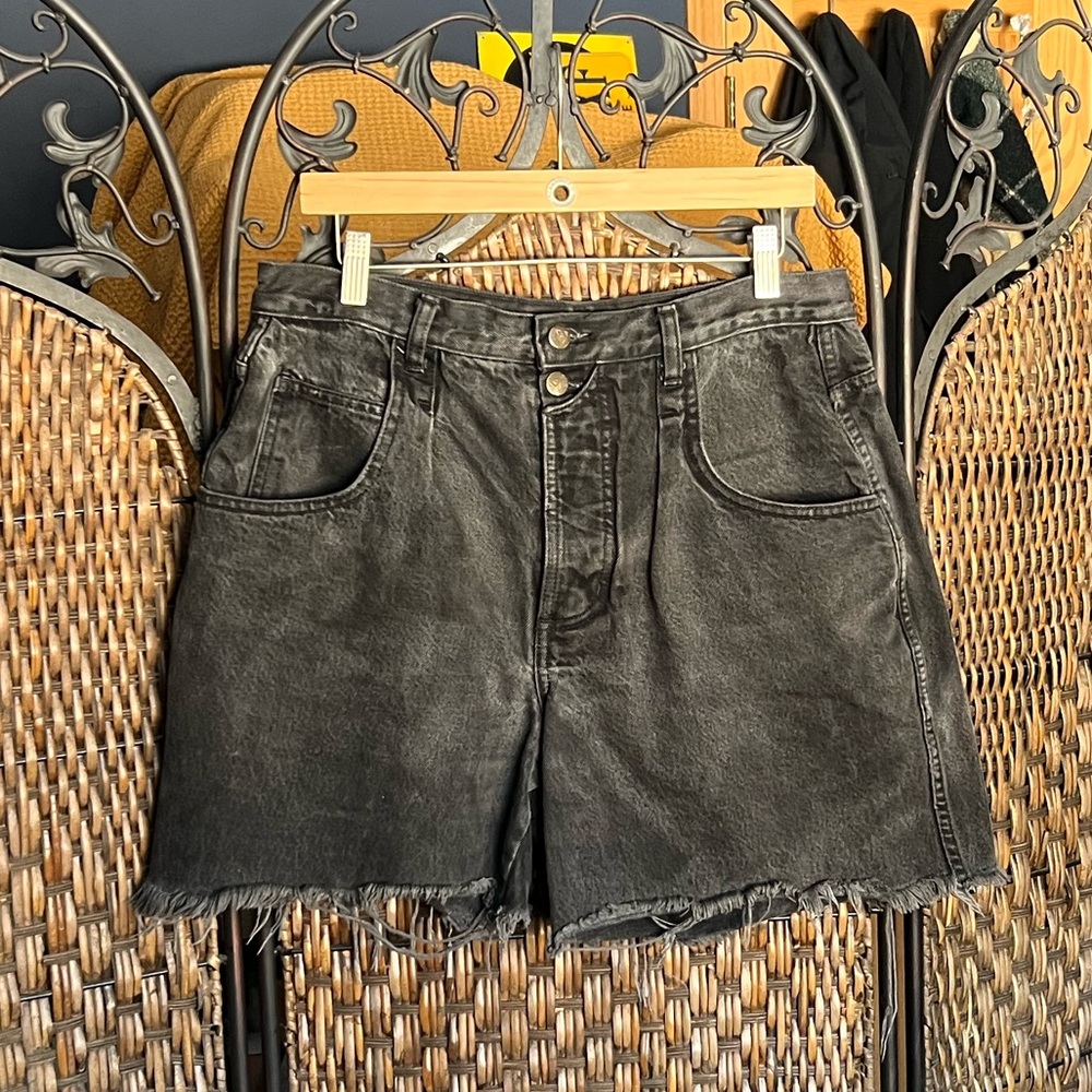 Guess Jeans by George Marciano Black Distressed Bermuda Shorts Size 32